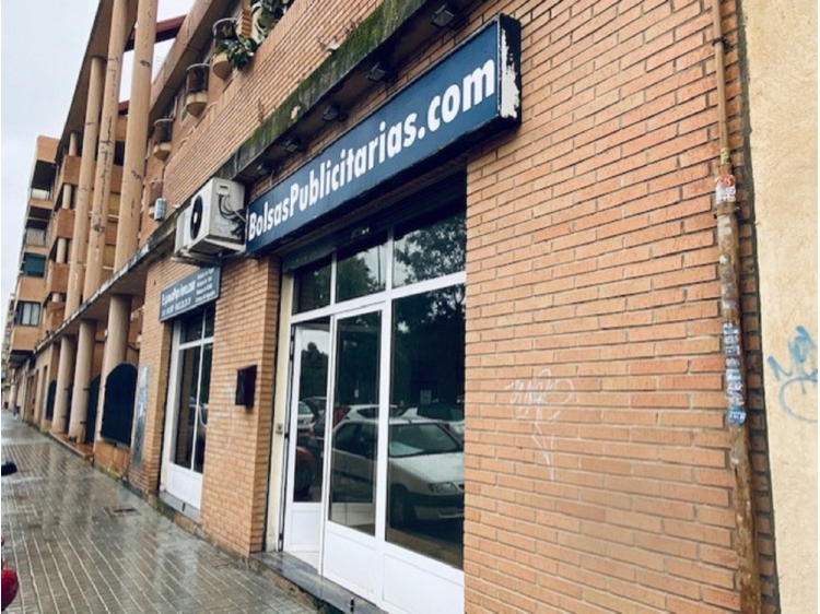 VENTA DE LOCAL COMERCIAL JUNTO PALACIO DE CONGRESOS, C/ ESCALANTE (BURJASSOT) - 327