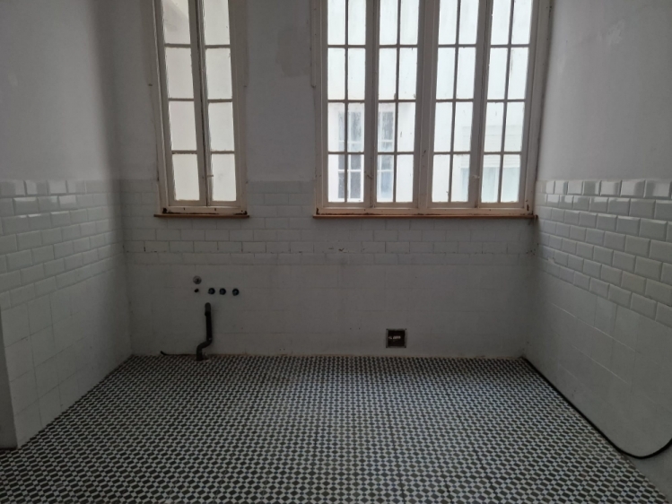 VENTA DE PISO EN EL CENTRO DE VALENCIA, JUNTO PLAZA DEL AYUNTAMIENTOL - 521
